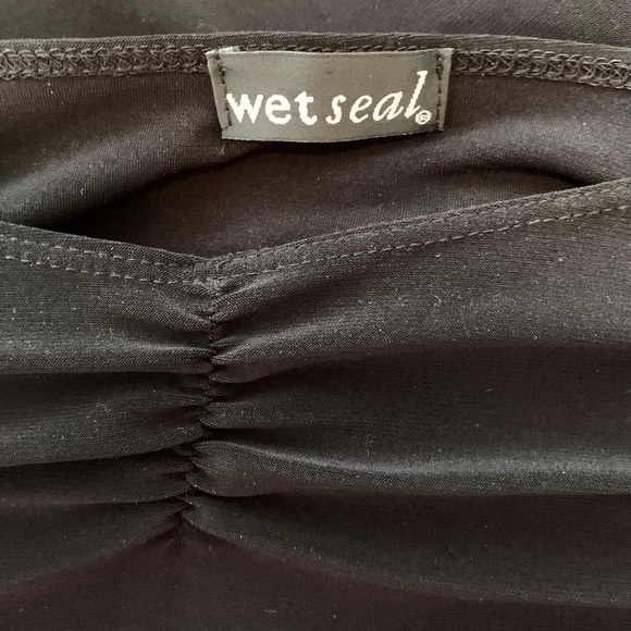 Elegant Black Off-Shoulder 3/4 Sleeve Top with Rhinestone Straps - Picture 6 of 6